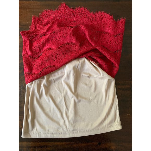 Love Fire Top Size Small Red Floral Lace Sleeveless Halter Lined - Picture 7 of 12